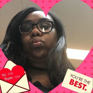 Meet your Posher, Safrie